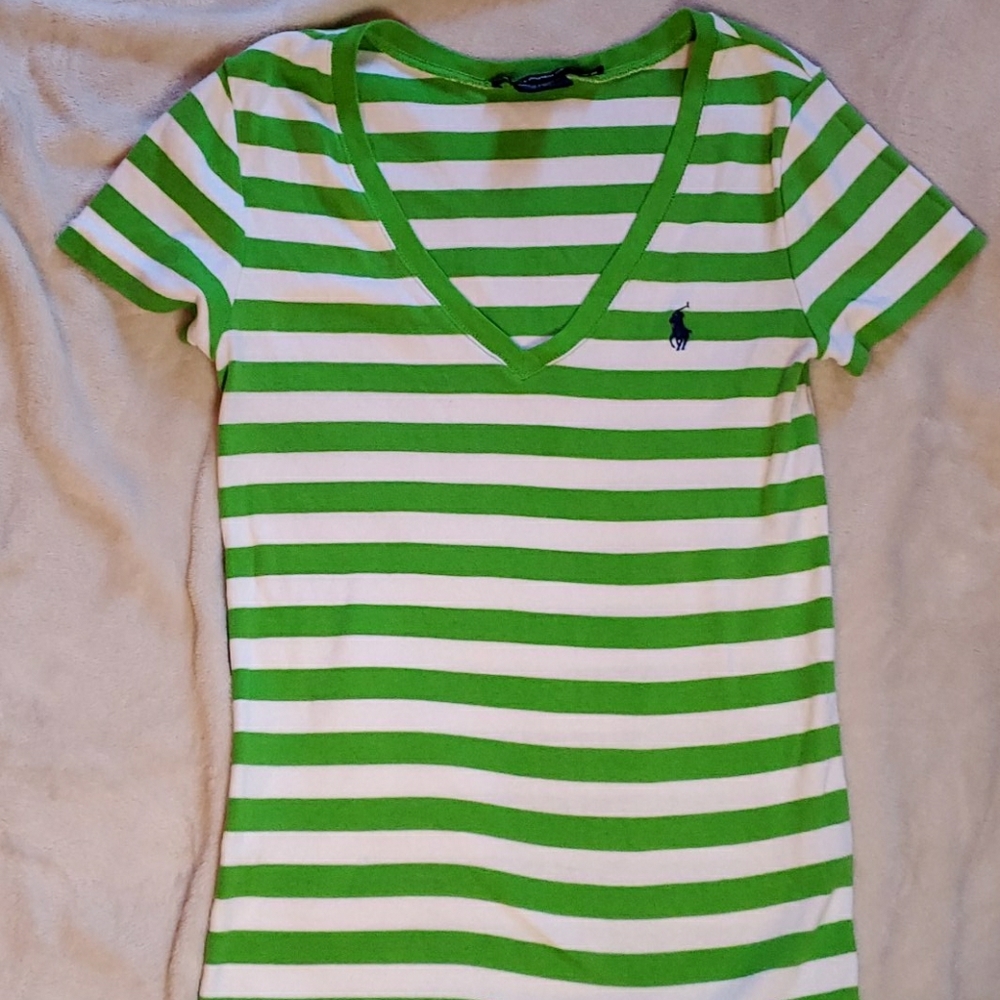 Ralph Lauren slim fit v-neck shirt💚